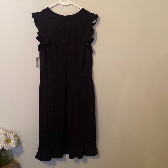 Old Navy Black Sleeveless RuffleTrim Knee-Length Sheath Dress [Size: L] - Picture 2 of 9